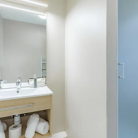 阿尔隆-博特卢森堡城市公寓酒店 阿尔隆