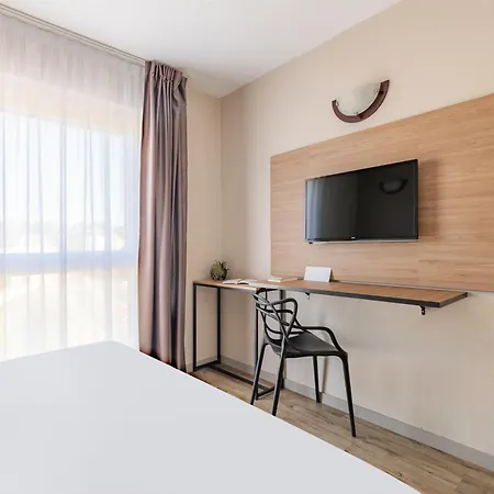 Aparthotel Appart'city Classic - Porte Du Luxembourg 2*