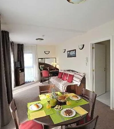 Appart hôtel Appart'city - Porte Du Luxembourg 2*