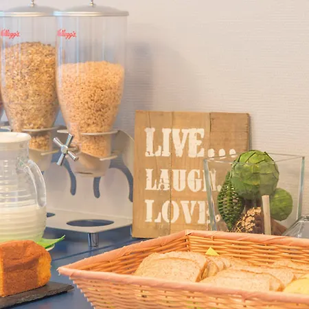 Appart'city Classic - Porte Du Luxembourg Aparthotel Arlon