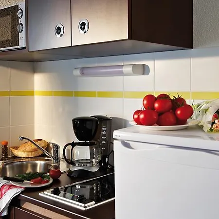 아파트호텔 Appart'city Classic - Porte Du Luxembourg 아를롱