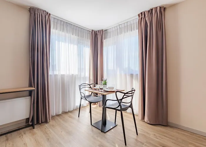 Appart'city Classic - Porte Du Luxembourg Aparthotel Aarlen