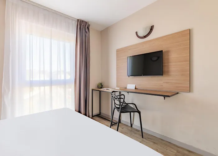 Aparthotel Appart'city Classic - Porte Du Luxembourg 2*