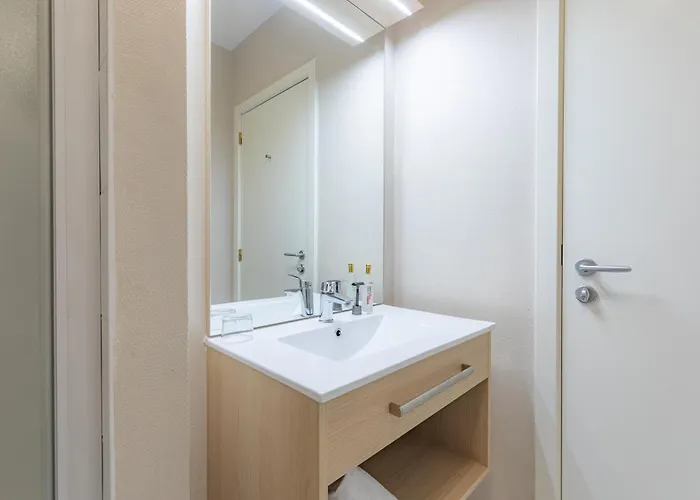 Appart'city Classic - Porte Du Luxembourg Aparthotel