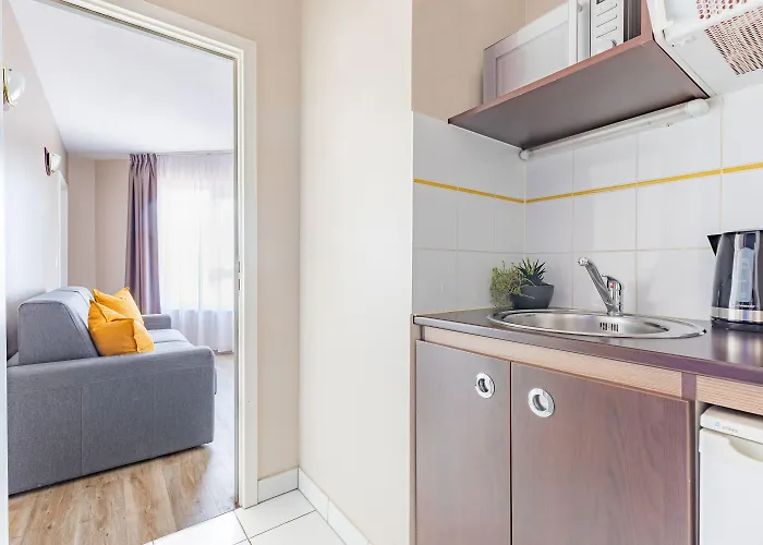 Appart'city Classic - Porte Du Luxembourg 2*