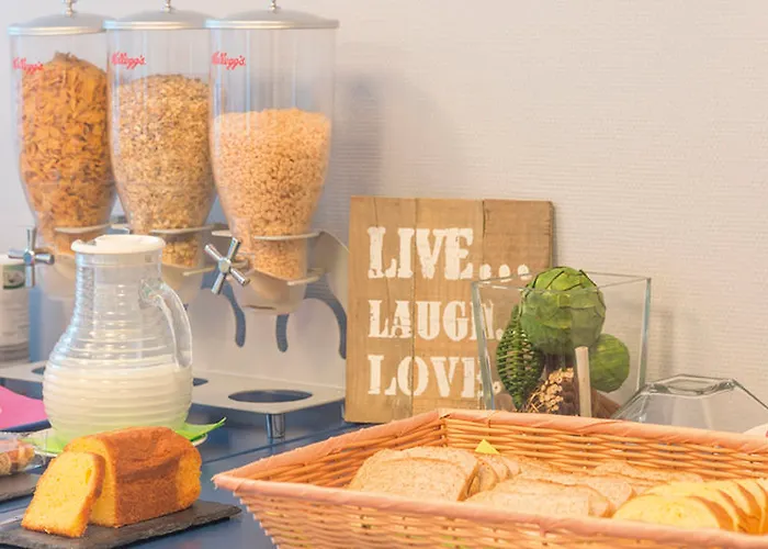 Appart'city Classic - Porte Du Luxembourg Aparthotel Aarlen